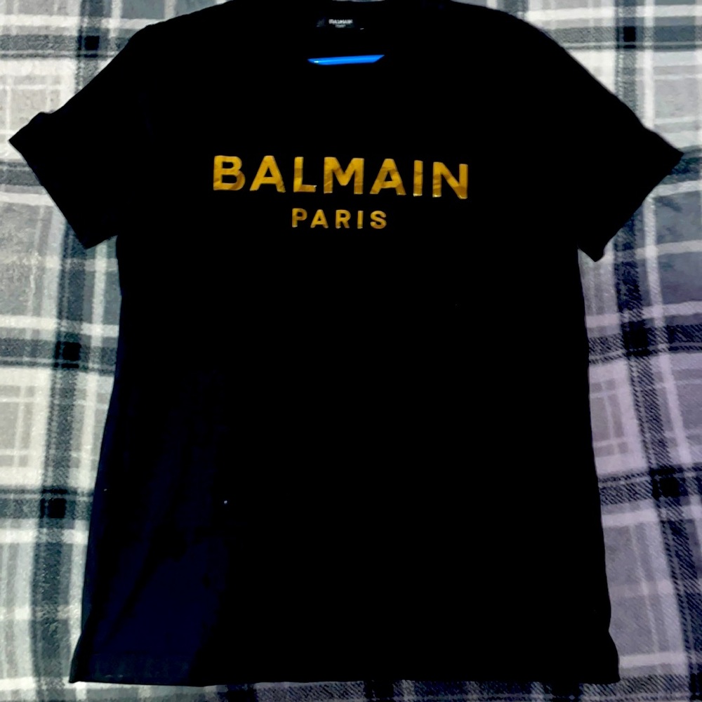 Balmain Paris tshirt paid 425$ at Lenox in Atlanta
